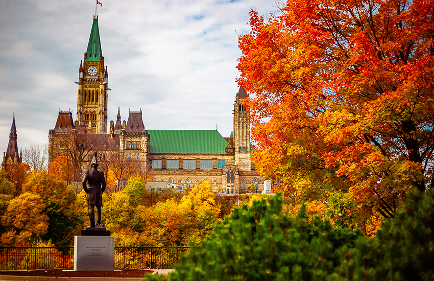 Fall travel destination to visit with family is Ontario Canada
