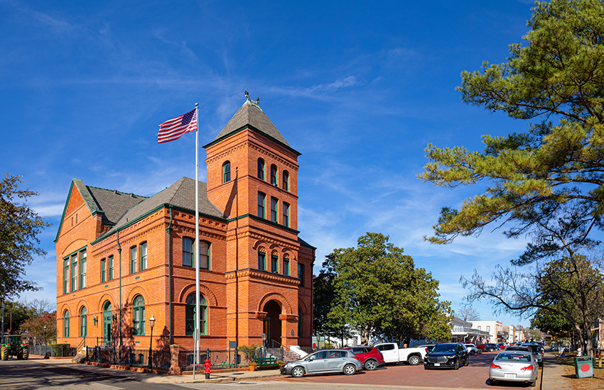 7 Best Small Towns In Texas ShipGo Blog The New Way To Travel   AdobeStock 331828718 NEW 