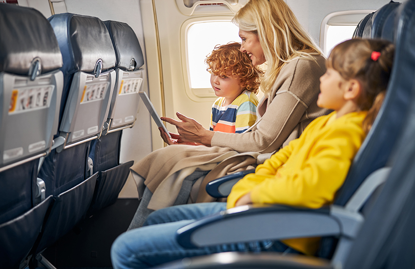 etiquette for flying with kids