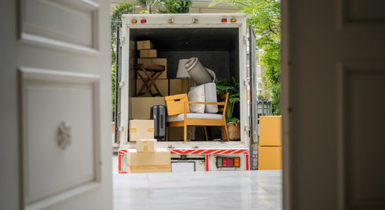 what to pack first when moving